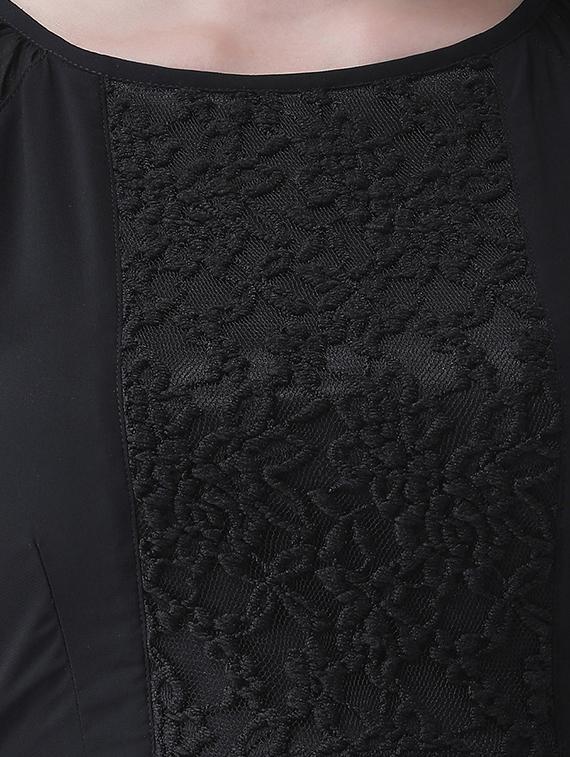 mesh paneled bell sleeved maxi dress - 16708294 - Zoom Image - 4