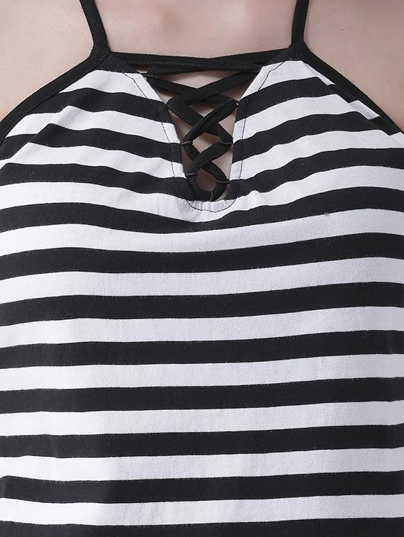 criss cross detail halter neck top - 16708348 - Zoom Image - 5