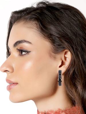 black metal balli earring - 16708521 - Standard Image - 3