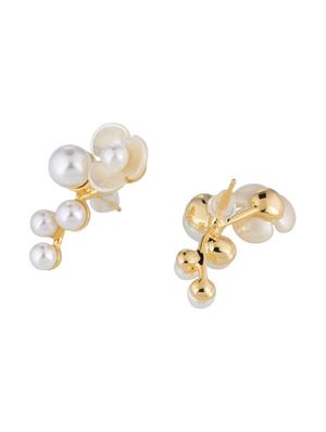 white metal drop earring - 16708538 - Standard Image - 3