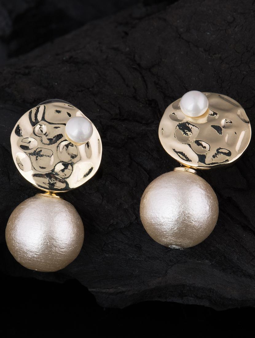 gold metal drop earring - 16708575 - Zoom Image - 1