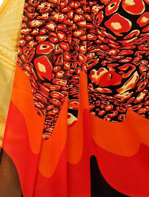 color block printed saree with blouse - 16708605 - Standard Image - 3
