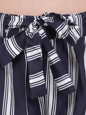 tie up waist striped short - 16709874 - Standard Image - 5