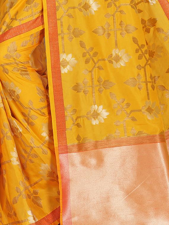 floral banarasi saree with blouse - 16710693 - Zoom Image - 2