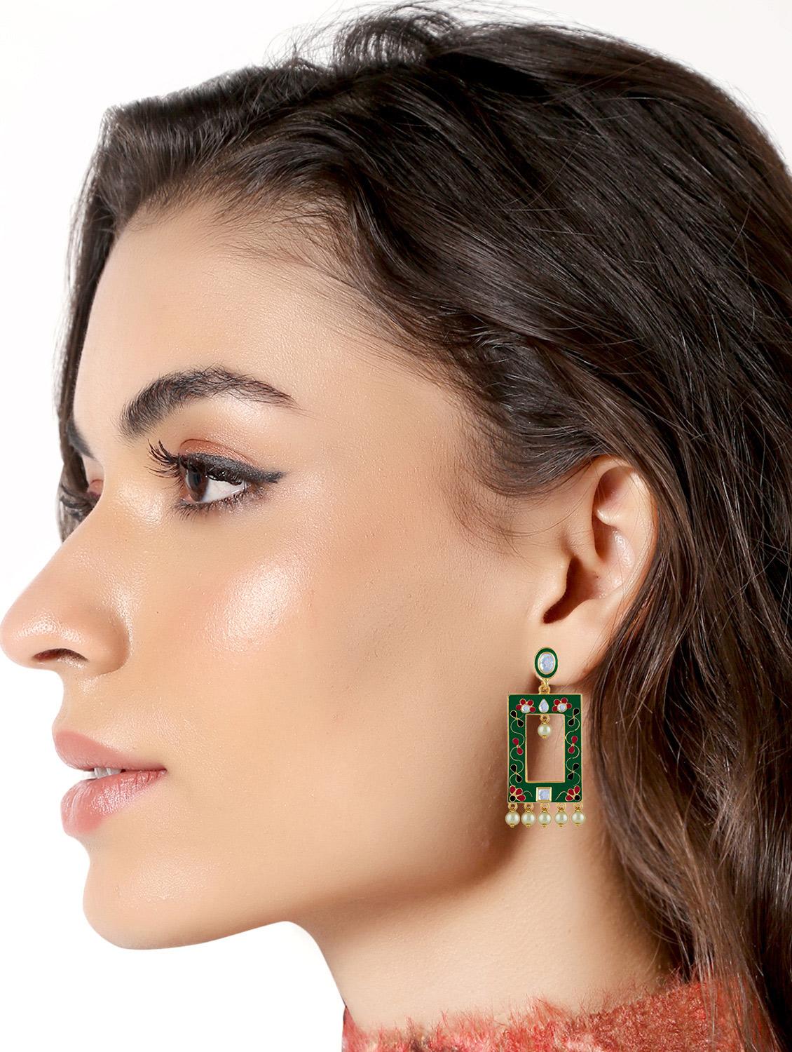 green metal drop earring - 16711444 - Zoom Image - 3