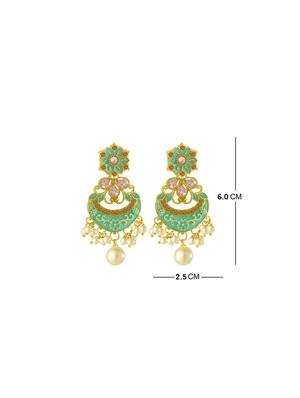 green metal drop earring - 16711502 - Standard Image - 4