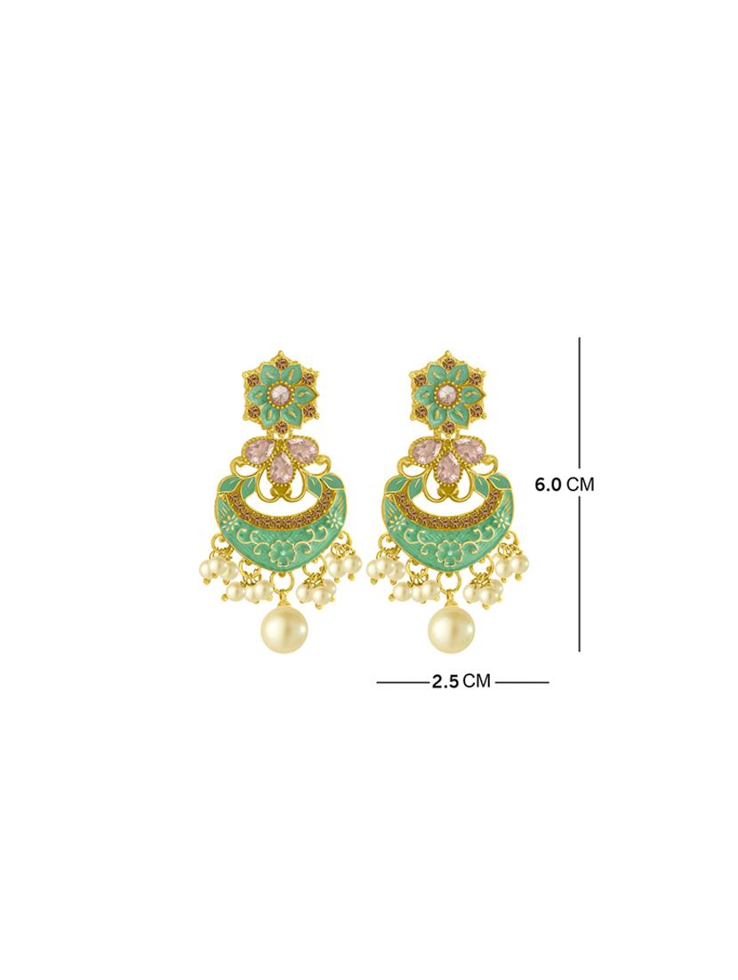 green metal drop earring - 16711502 - Zoom Image - 4