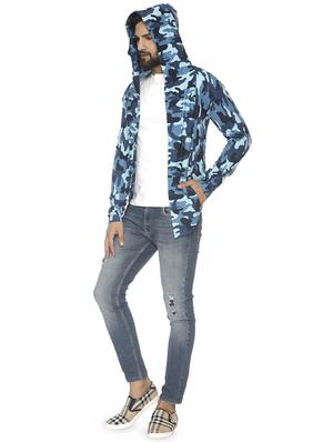 blue camouflage printed shrug - 16711571 - Standard Image - 3