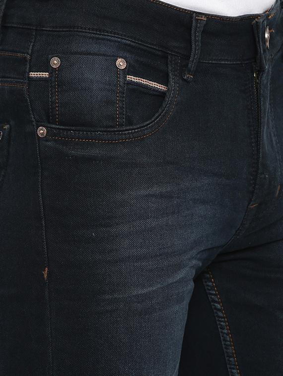 blue light washed denim jeans - 16711787 - Zoom Image - 5