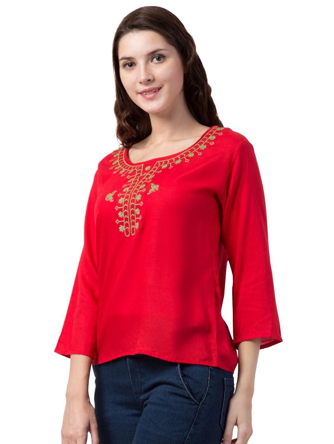 round neck embroidered detail top - 16712207 - Zoom Image - 2