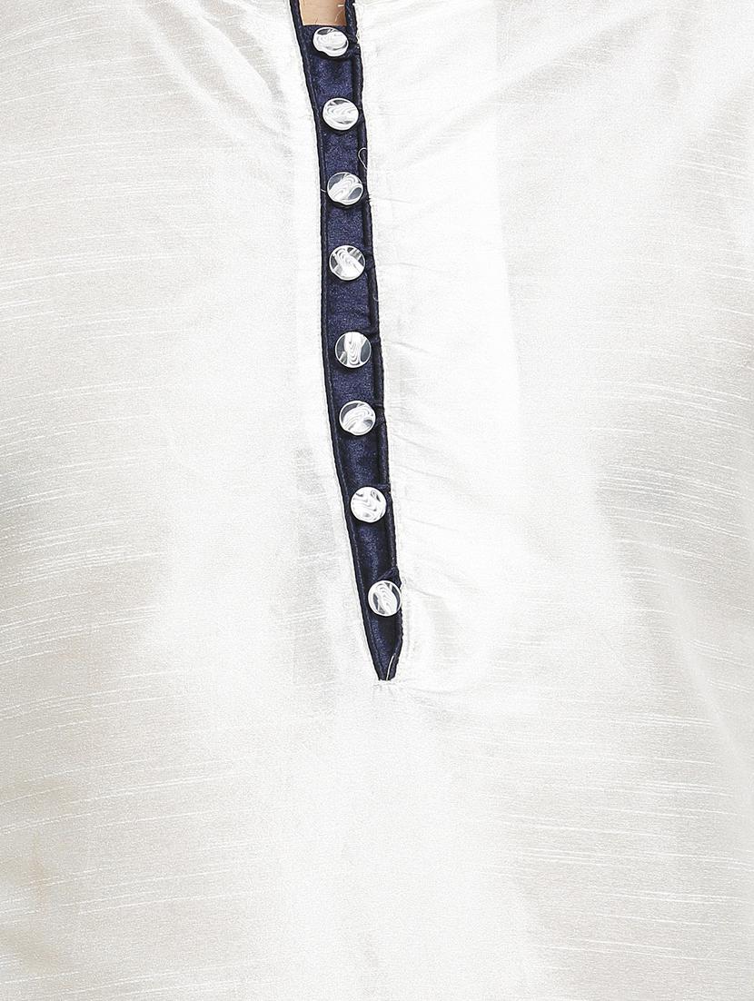 white solid kurta pyjama set - 16712670 - Zoom Image - 4