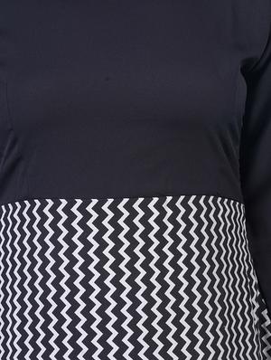 round neck chevron a-line dress - 16712823 - Standard Image - 4