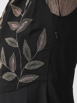 embroidered detail maxi dress - 16713924 - Standard Image - 4