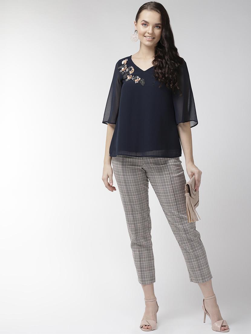 embellished detail v neck top - 16713940 - Zoom Image - 4