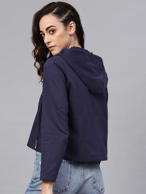hooded neck cropped sweatshirt - 16713959 - Standard Image - 3