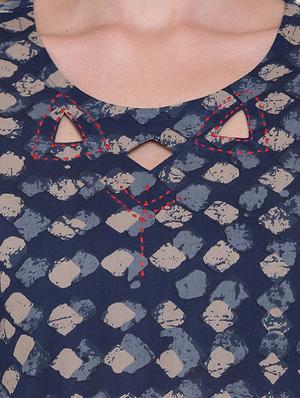 geometrical flared kurta - 16715164 - Standard Image - 4