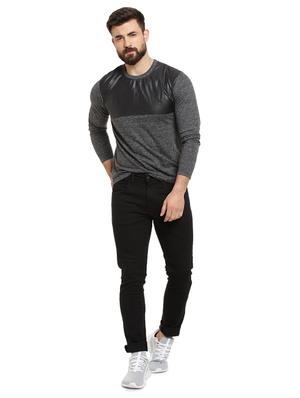 grey color block t-shirt - 16716898 - Standard Image - 4