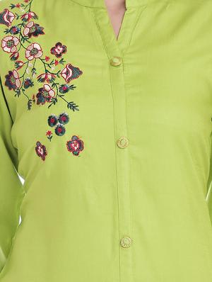 embroidered straight kurta - 16717050 - Standard Image - 4