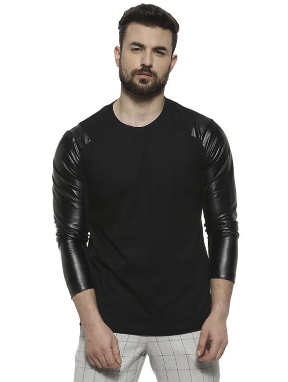 black solid t-shirt - 16717718 - Zoom Image - 1