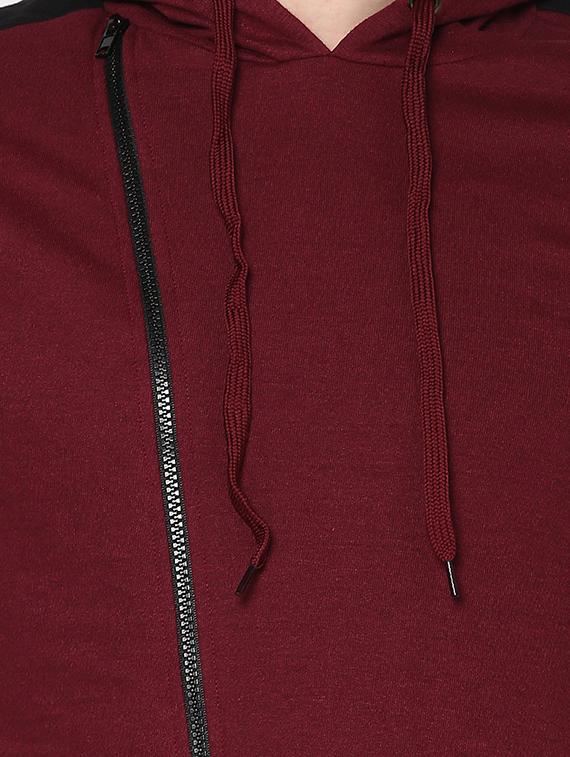 red color block hooded t-shirt - 16718262 - Zoom Image - 5
