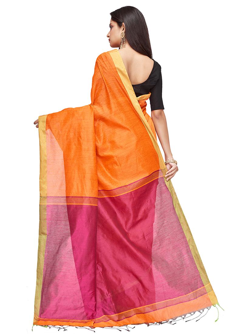 contrast handloom saree with blouse - 16718631 - Zoom Image - 2