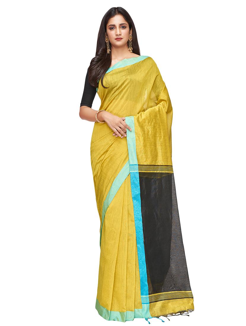contrast handloom saree with blouse - 16718636 - Zoom Image - 1