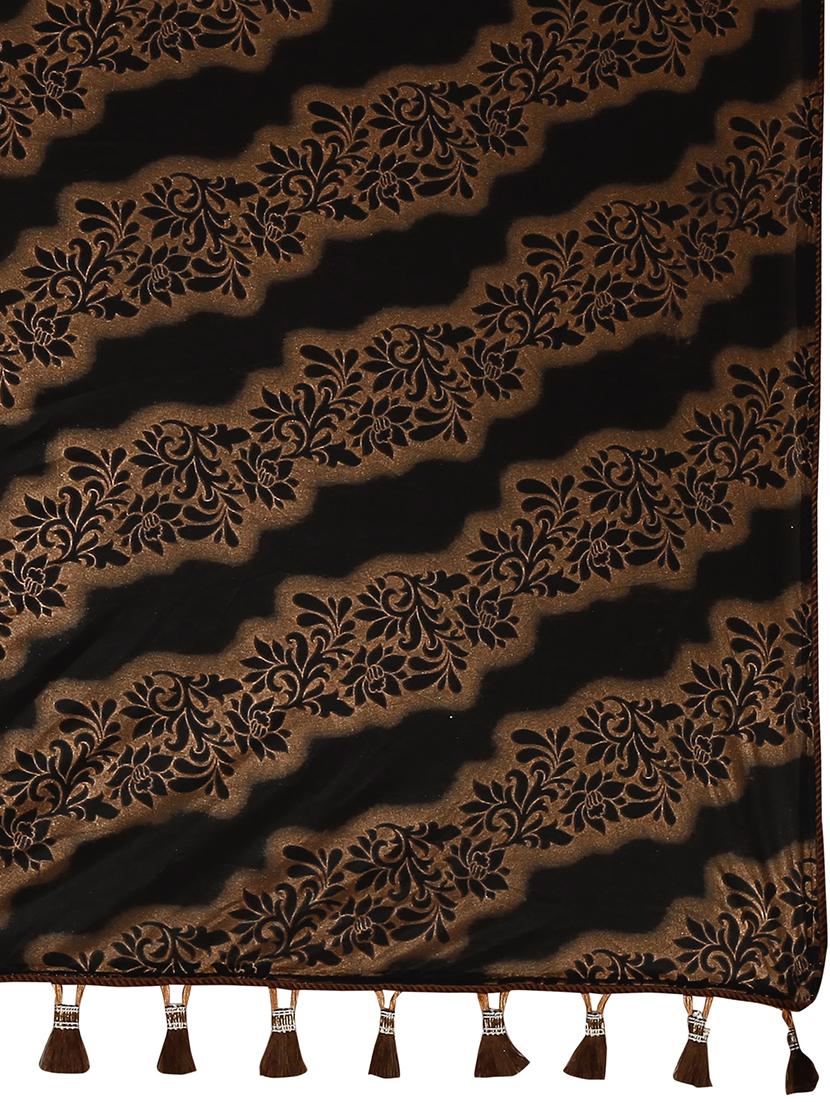 floral printed saree with blouse - 16718693 - Zoom Image - 4