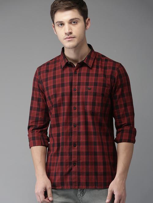 red checkered casual shirt - 16718732 - Standard Image - 1