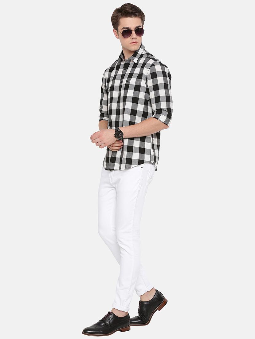 black checkered casual shirt - 16718771 - Zoom Image - 4