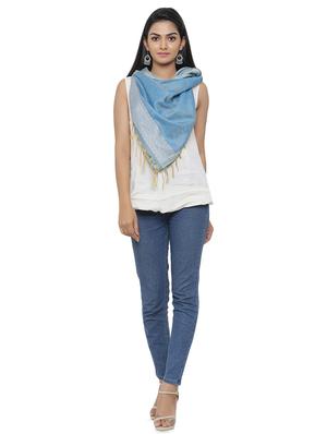 light blue polyester stole - 16718856 - Standard Image - 2