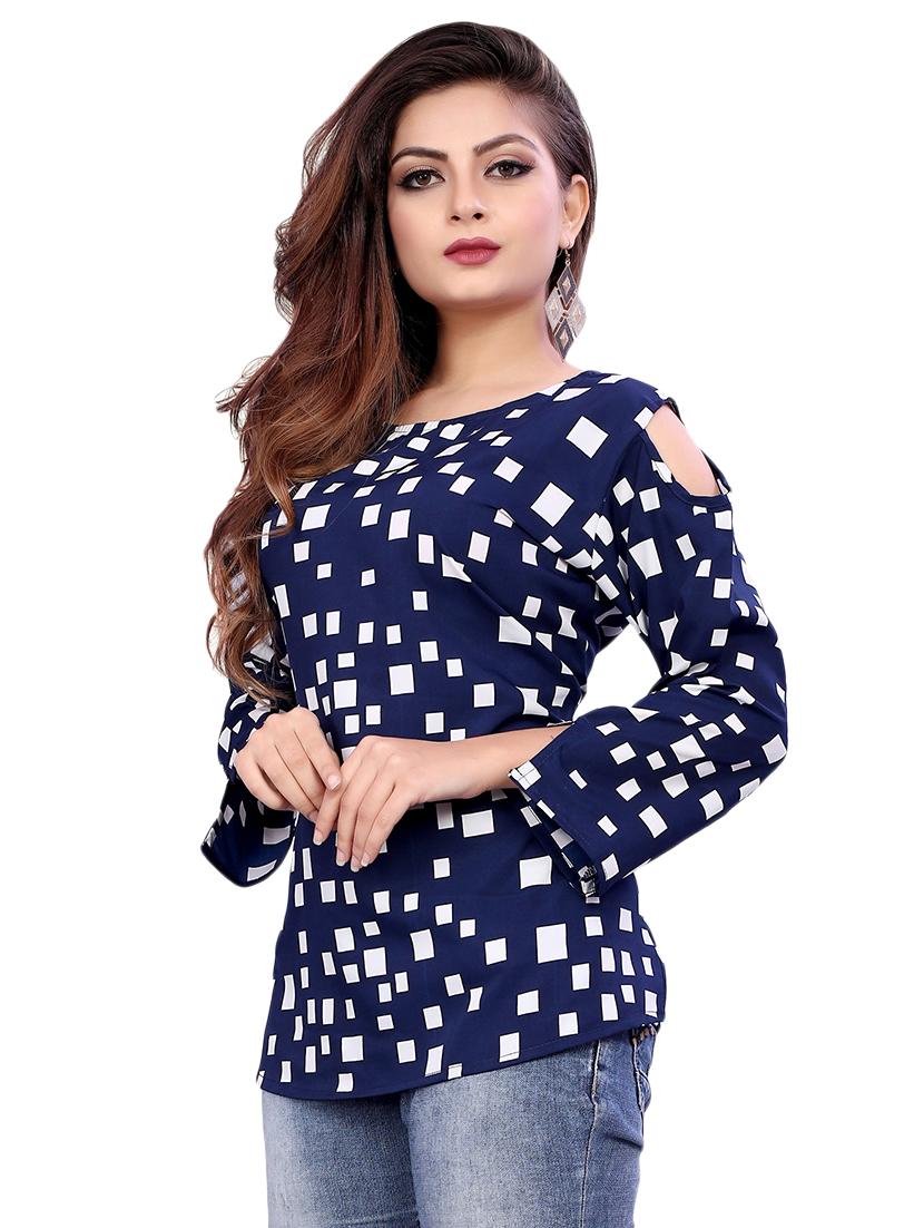cold shoulder geometric top - 16720160 - Zoom Image - 2
