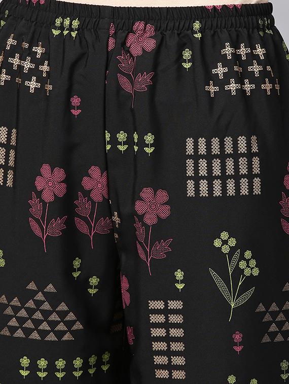 printed kurta palazzo set - 16720532 - Zoom Image - 5