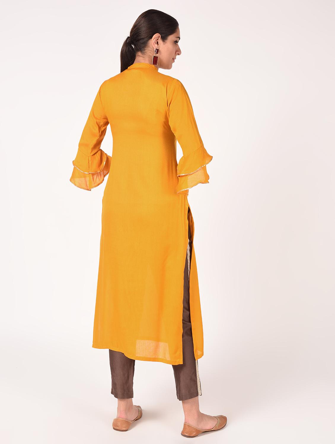 bell sleeves solid straight kurta - 16721197 - Zoom Image - 4