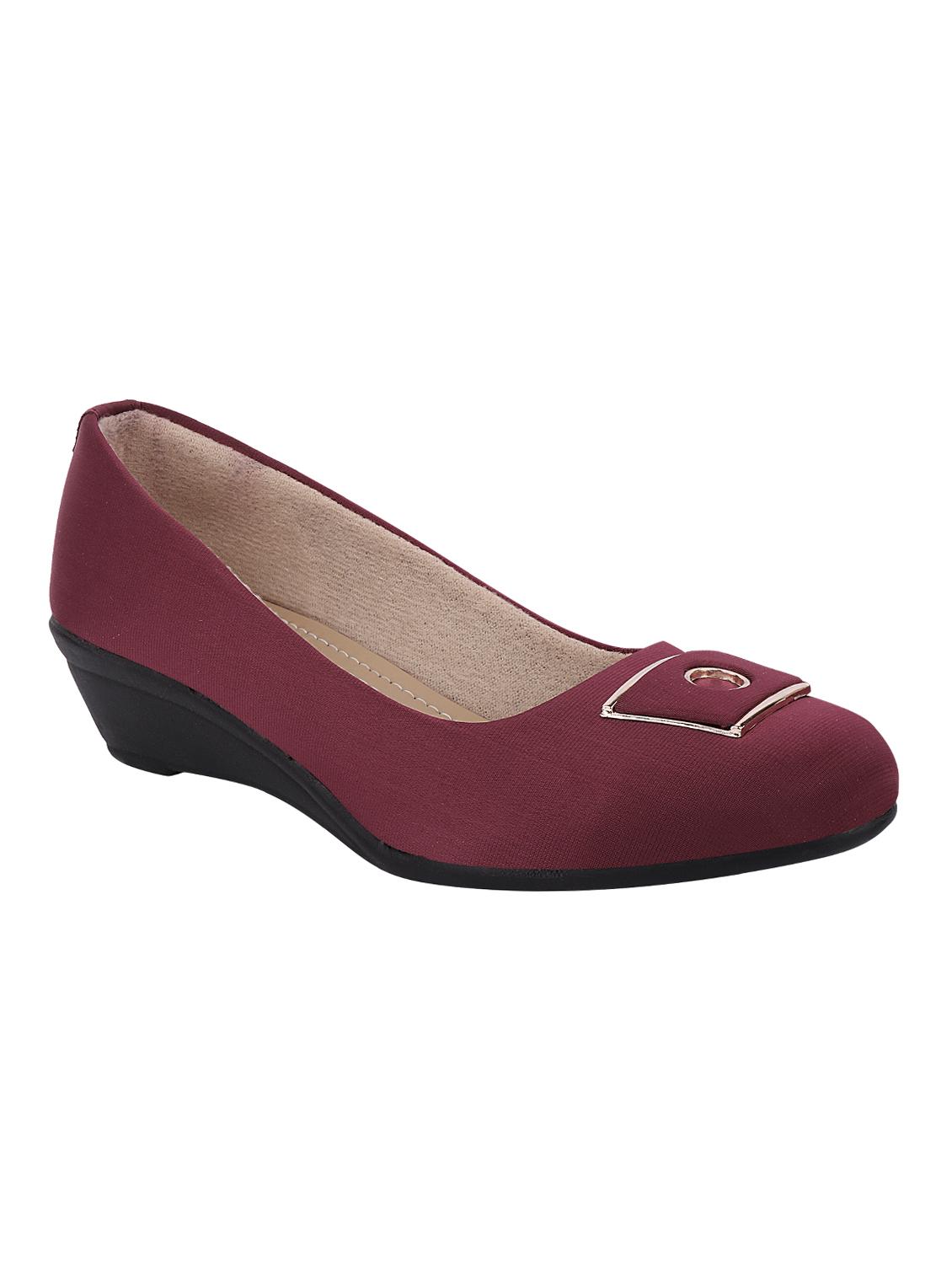 red slip on ballerinas - 16722859 - Zoom Image - 1
