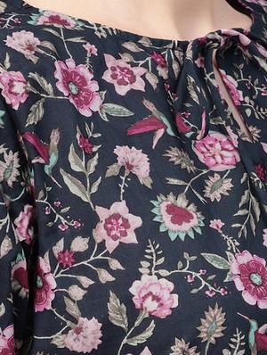 floral straight kurta - 16723260 - Standard Image - 4