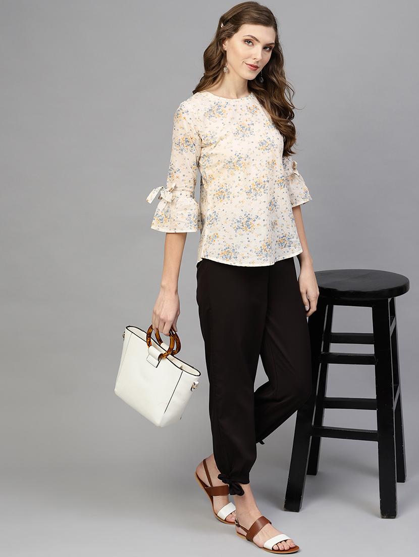 round neck floral top - 16723286 - Zoom Image - 4