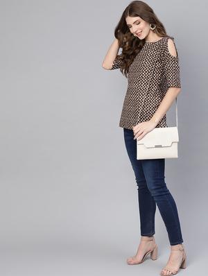 cold shoulder chevron top - 16723290 - Standard Image - 4