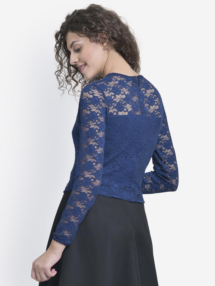 round neck lace crop top - 16724654 - Zoom Image - 2