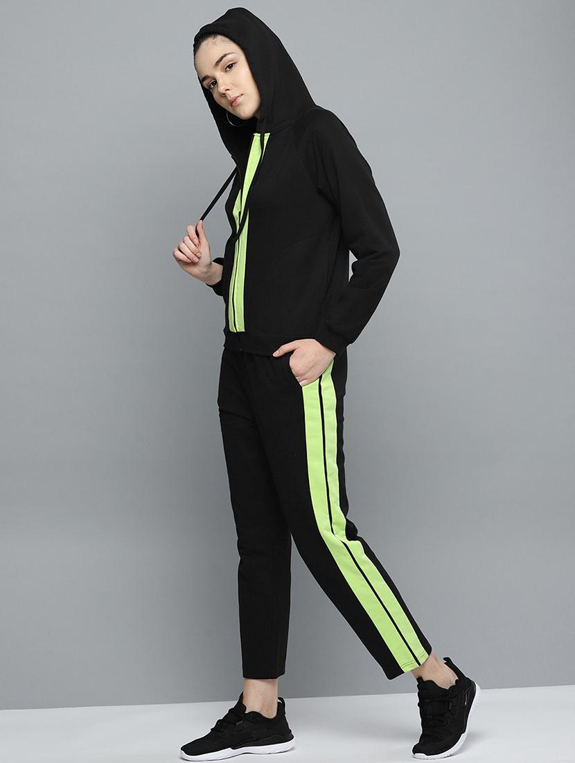 hooded neck sweatshirt with trackpant set - 16724784 - Zoom Image - 2