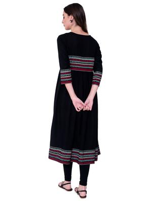 solid flared kurta - 16724844 - Standard Image - 3