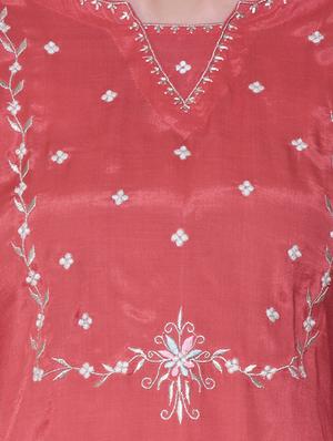 embroidered silk blend straight kurta - 16724846 - Standard Image - 4