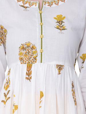floral flared kurta - 16724856 - Standard Image - 4