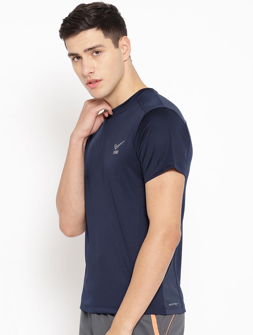 blue solid t-shirt - 16726980 - Zoom Image - 2