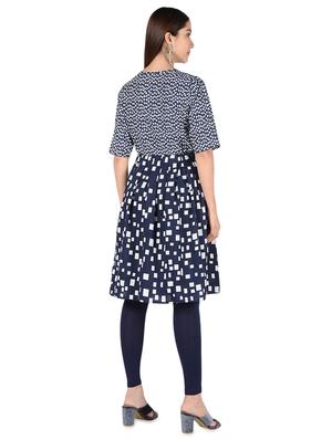 geometric print flared kurta - 16728761 - Standard Image - 3