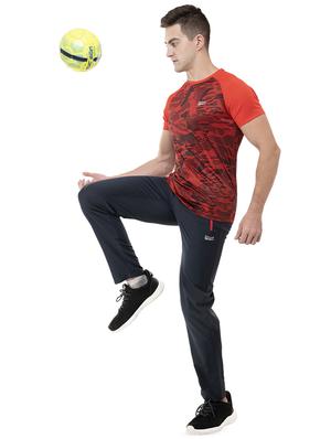 red printed raglan t-shirt - 16730303 - Standard Image - 4