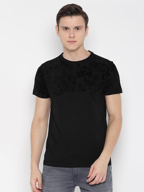 black floral printed t-shirt - 16733417 - Standard Image - 1