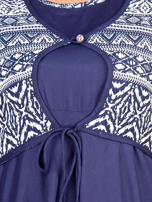 solid kurta with jacket - 16736288 - Standard Image - 4