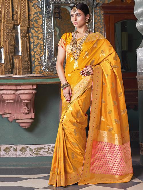 self design woven saree with blouse - 16736350 - Standard Image - 1