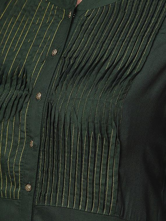 pintucks yoke straight kurta - 16736726 - Zoom Image - 5