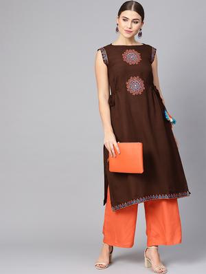 embroidered a-line kurta - 16736759 - Standard Image - 4